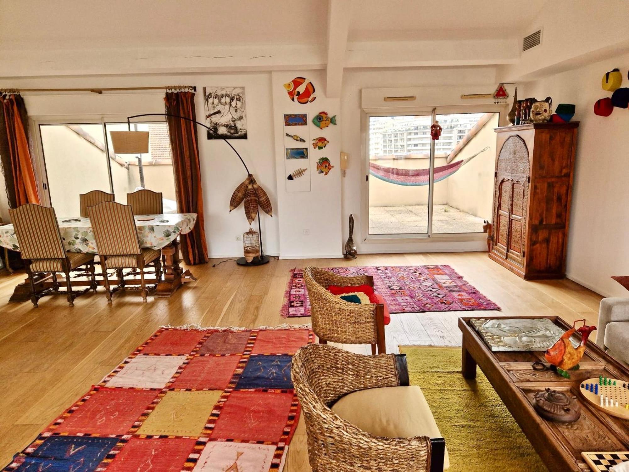 Prado Spacious And Sunny Loft In Marseille Exterior photo